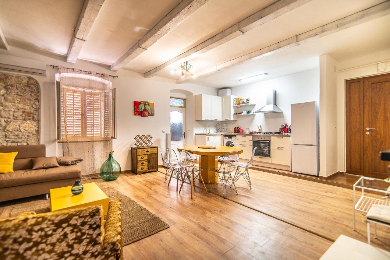 Augusta Apartment Pula Luaran gambar