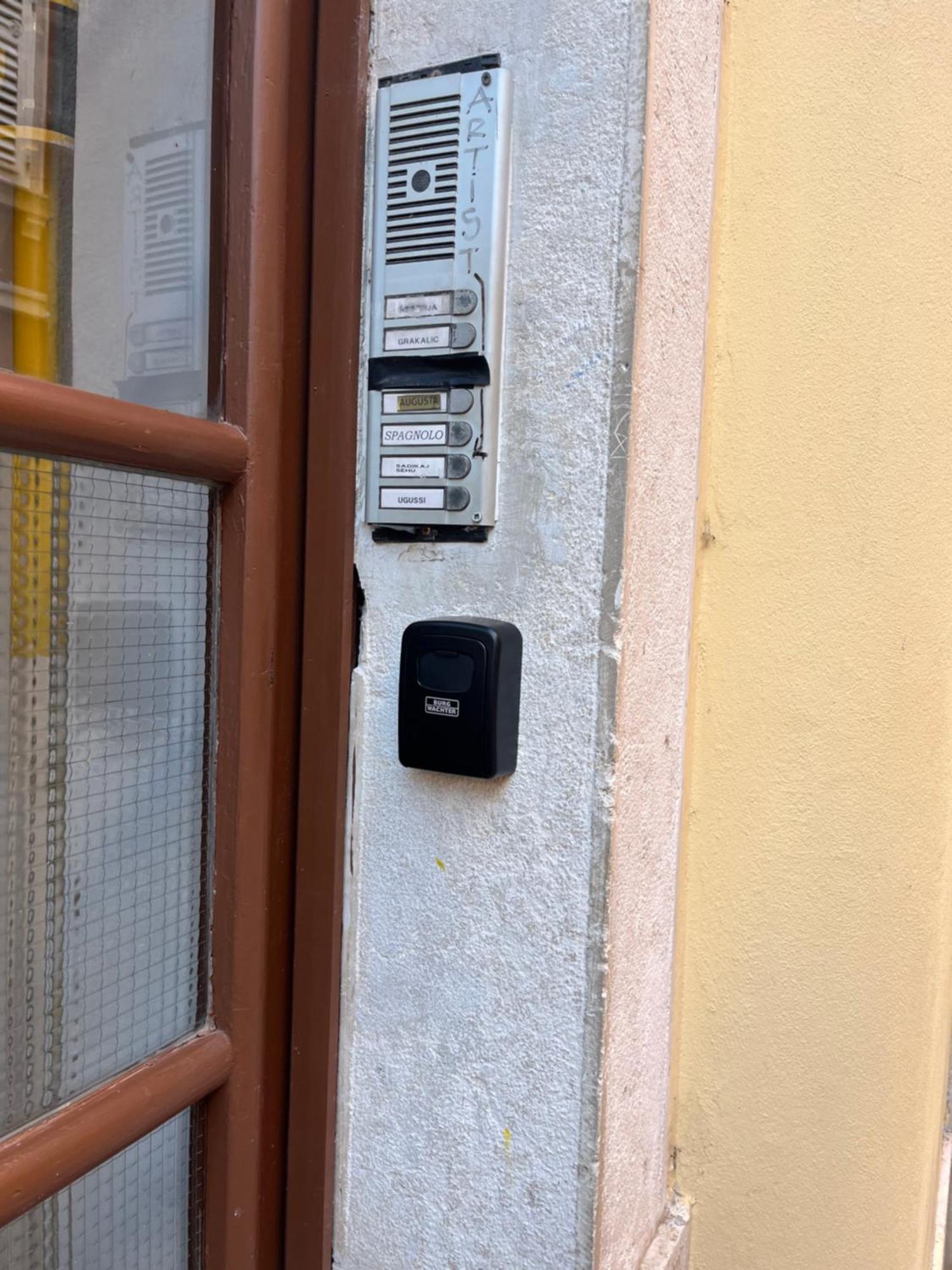 Augusta Apartment Pula Luaran gambar